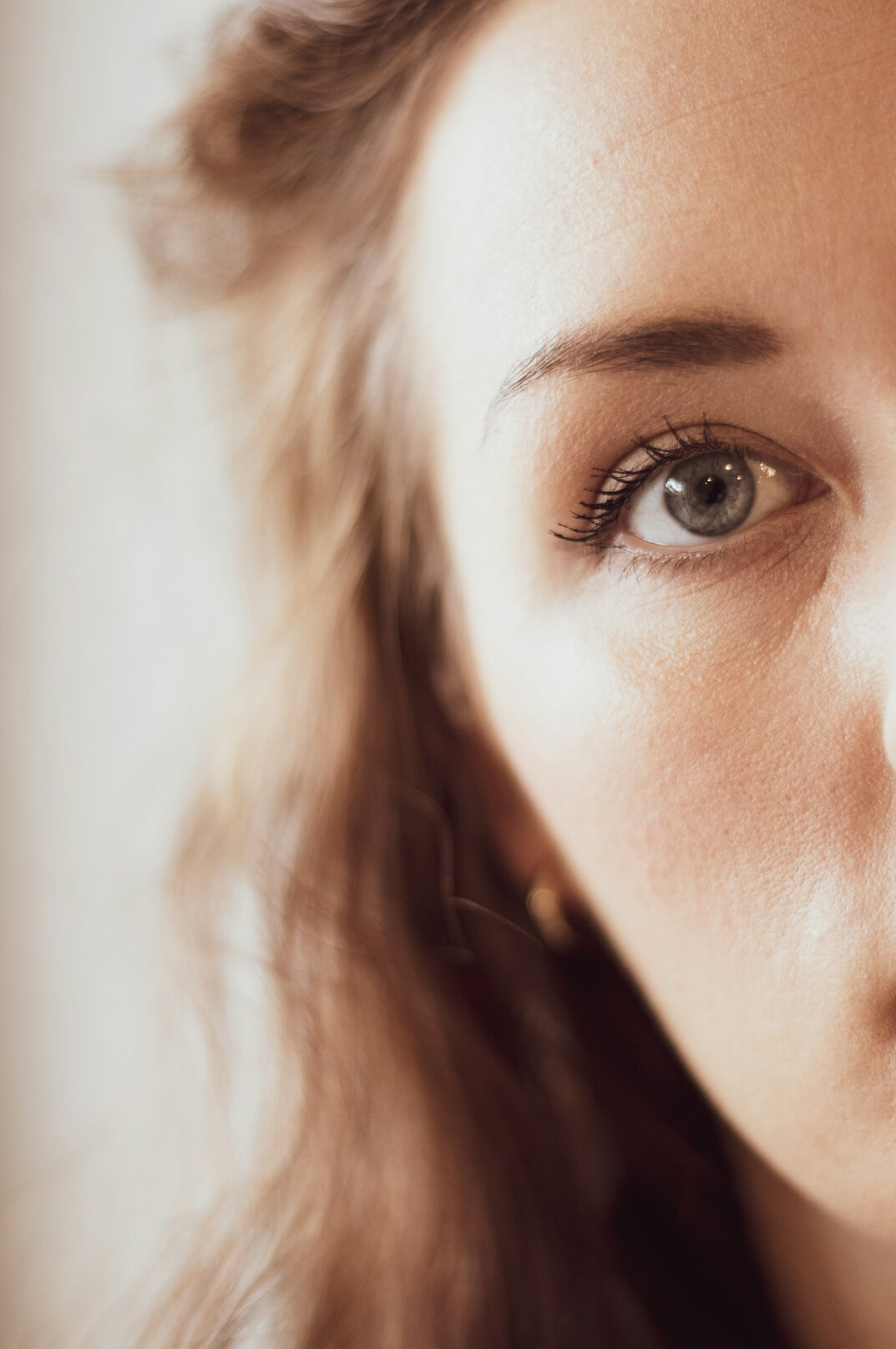 Portrait of a young woman with a gentle smile